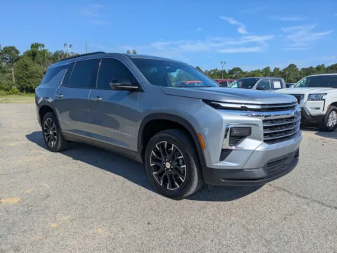 Photos of 2024 Chevrolet Traverse FWD LT for sale in Vidalia, GA at Woody Folsom Nissan of Vidalia