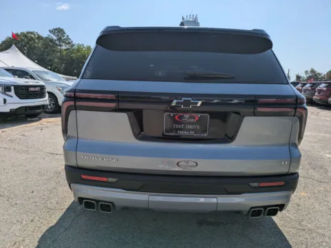 More photos of 2024 Chevrolet Traverse FWD LT at Woody Folsom Nissan of Vidalia, GA
