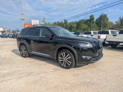 Black 2024 Nissan Pathfinder Platinum for sale in Vidalia, GA