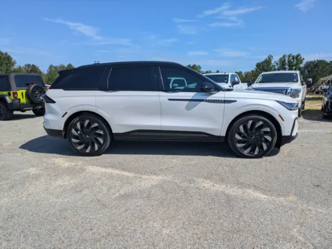 Another view of 2024 Lincoln Nautilus Reserve for sale in Vidalia, GA at Woody Folsom Nissan of Vidalia