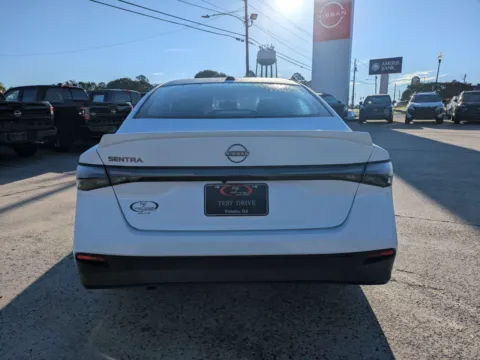 More photos of 2027 Nissan Sentra SV at Woody Folsom Nissan of Vidalia, GA