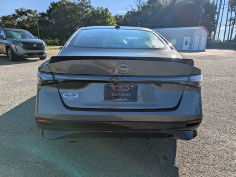 More photos of 2027 Nissan Sentra SR at Woody Folsom Nissan of Vidalia, GA