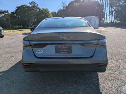 More photos of 2027 Nissan Sentra S at Woody Folsom Nissan of Vidalia, GA