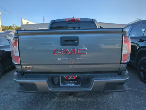 Photos of 2022 GMC Canyon 2WD Elevation for sale in Vidalia, GA at Woody Folsom Nissan of Vidalia