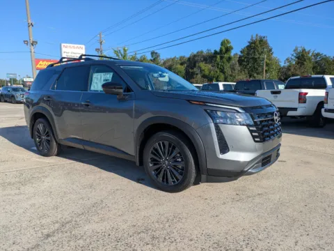 Photos of 2026 Nissan Pathfinder SL for sale in Vidalia, GA at Woody Folsom Nissan of Vidalia