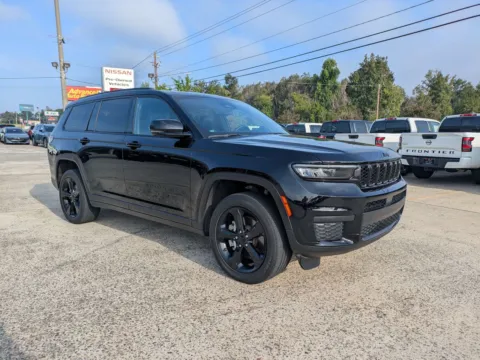 Photos of 2023 Jeep Grand Cherokee L Altitude for sale in Vidalia, GA at Woody Folsom Nissan of Vidalia