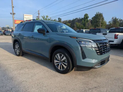 Photos of 2026 Nissan Pathfinder SL for sale in Vidalia, GA at Woody Folsom Nissan of Vidalia