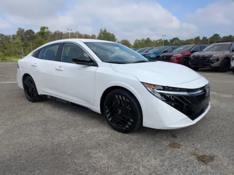 White 2027 Nissan Sentra SR for sale in Vidalia, GA