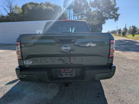 More photos of 2027 Nissan Frontier SV at Woody Folsom Nissan of Vidalia, GA