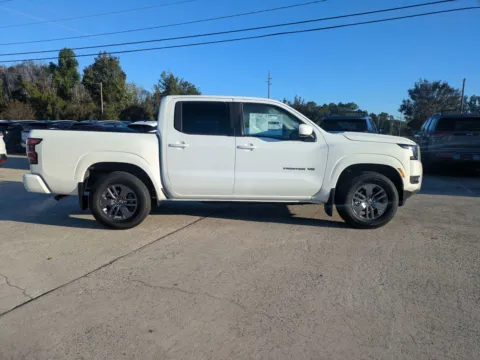 Another view of 2027 Nissan Frontier SV for sale in Vidalia, GA at Woody Folsom Nissan of Vidalia
