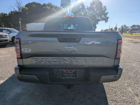 More photos of 2027 Nissan Frontier SV at Woody Folsom Nissan of Vidalia, GA