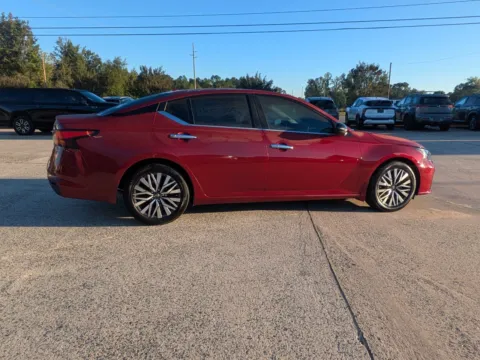 Another view of 2024 Nissan Altima 2.5 SV for sale in Vidalia, GA at Woody Folsom Nissan of Vidalia