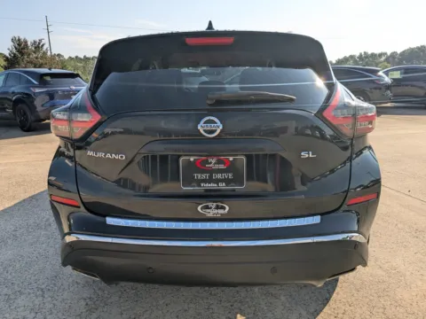 More photos of 2020 Nissan Murano SL at Woody Folsom Nissan of Vidalia, GA