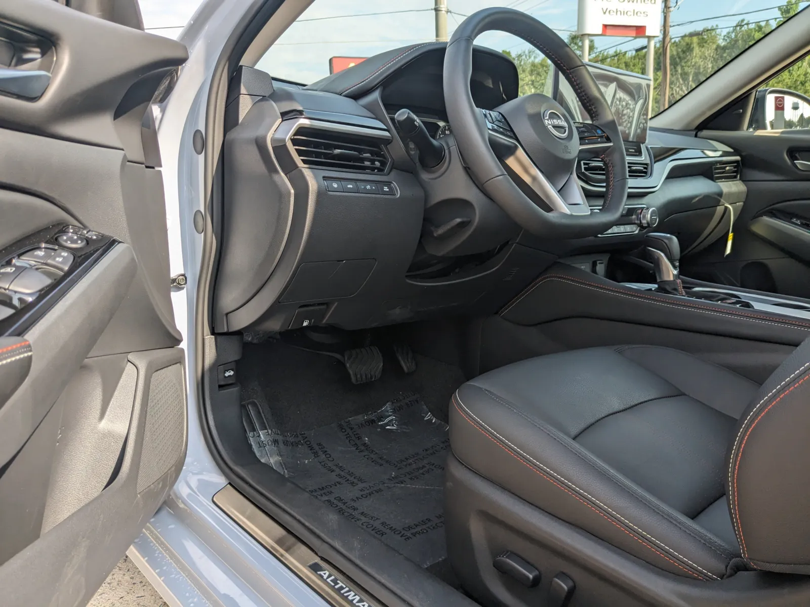 2024 Nissan Altima SR - Photo 20