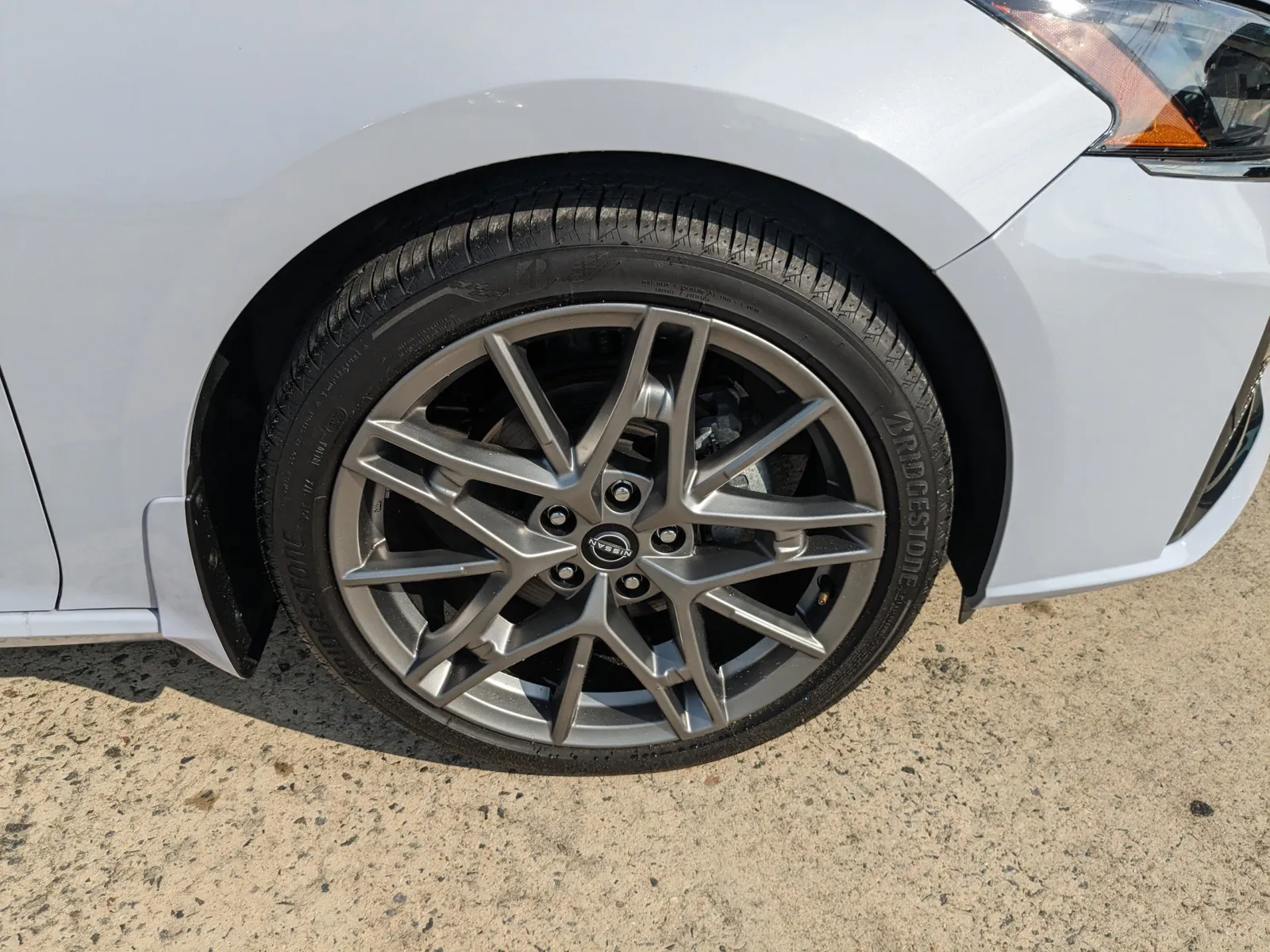 2024 Nissan Altima SR - Photo 12