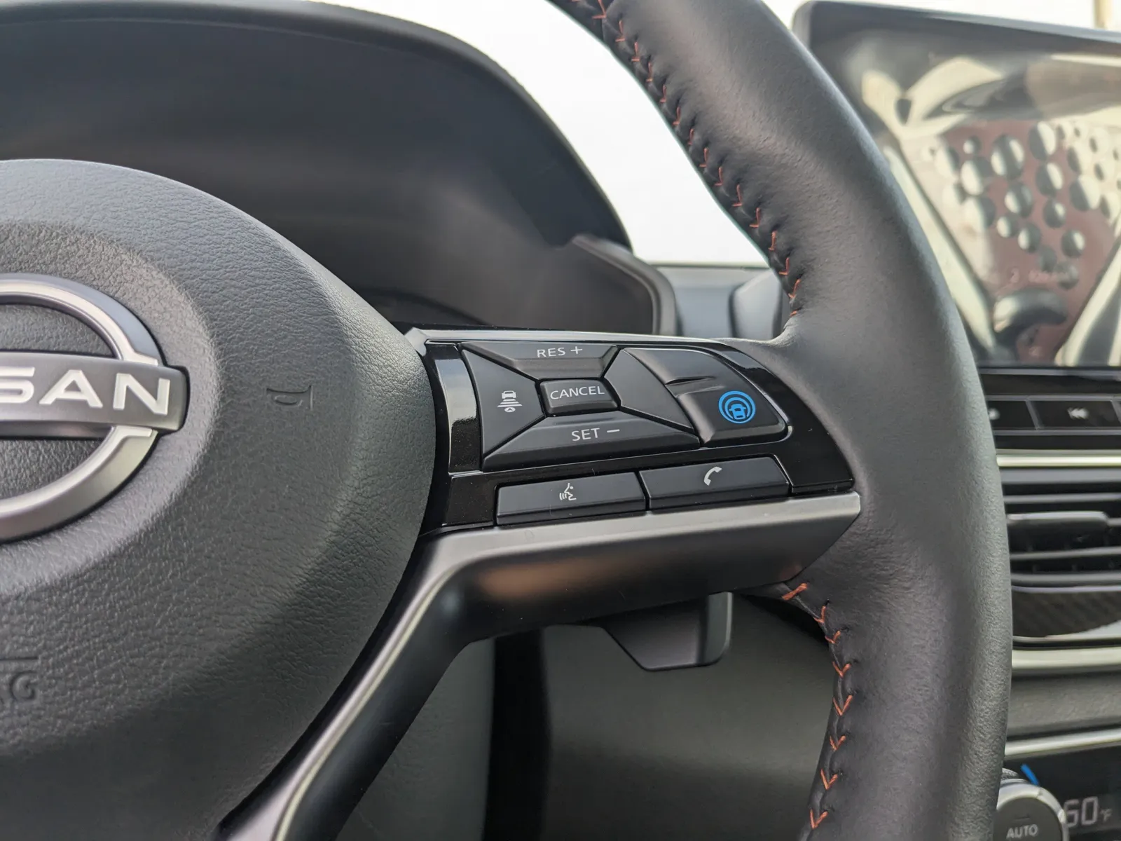 2024 Nissan Altima SR - Photo 28