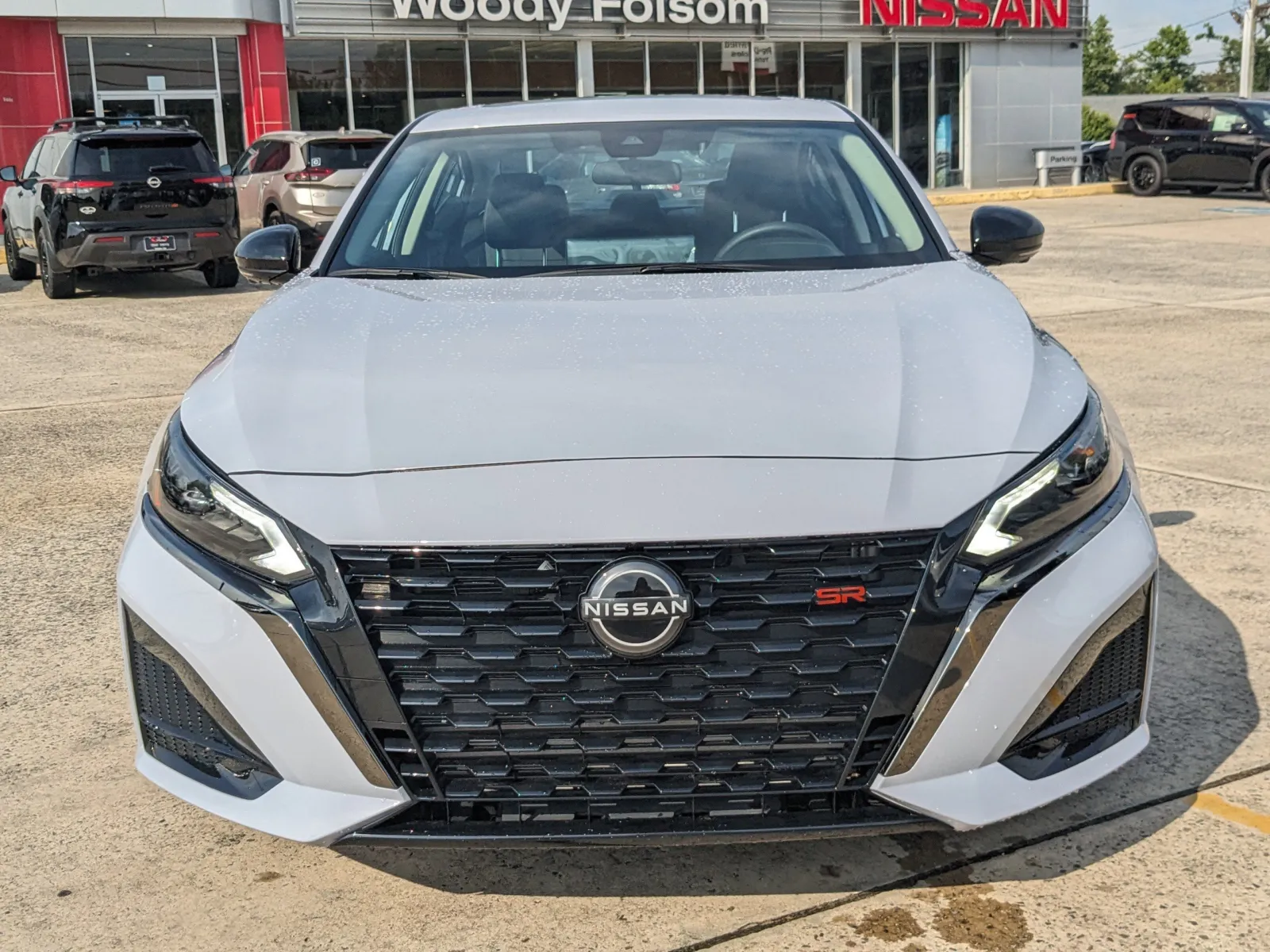 2024 Nissan Altima SR - Photo 10