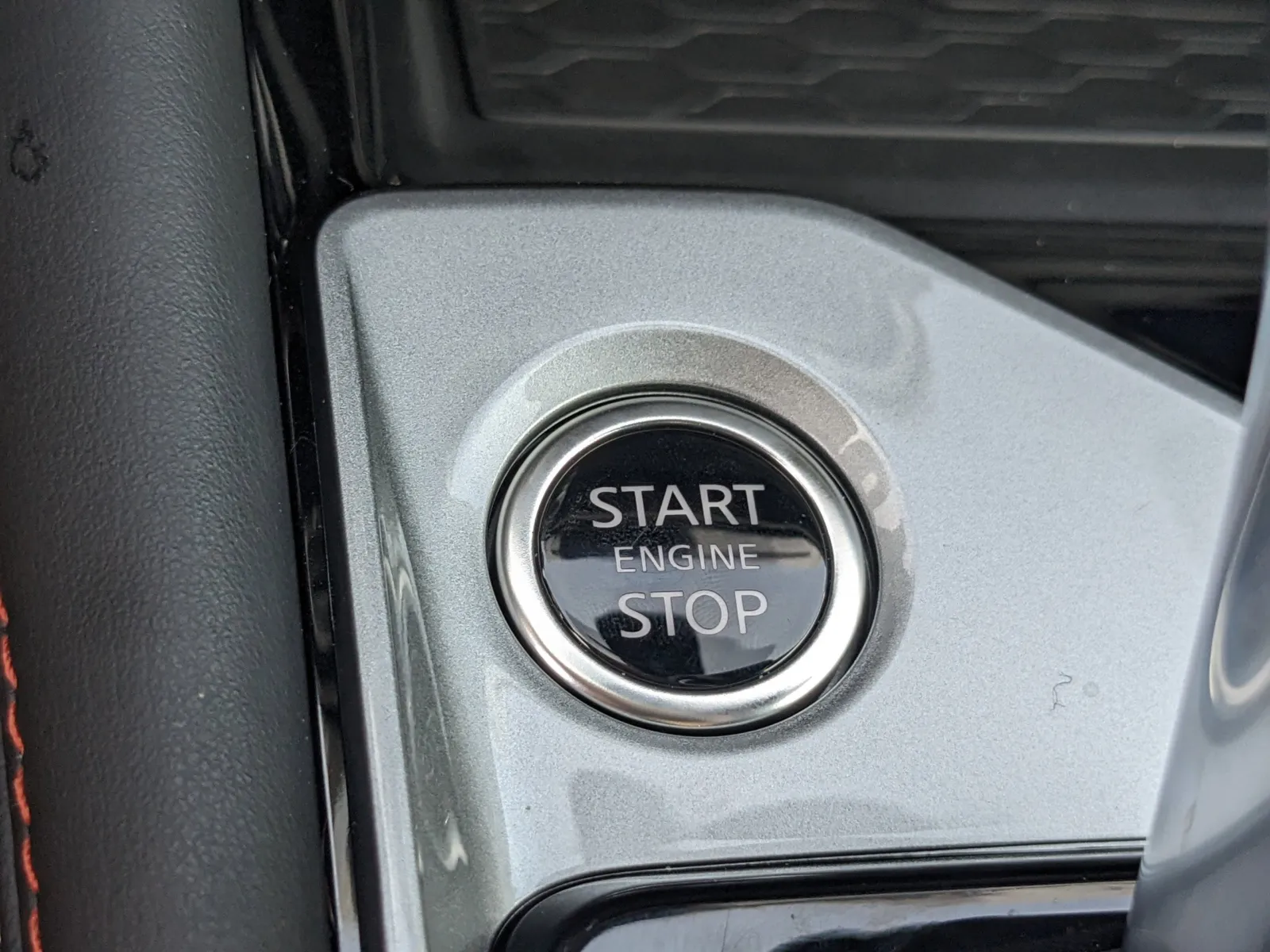 2024 Nissan Altima SR - Photo 30