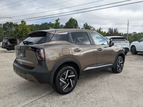 More photos of 2025 Nissan Kicks SV at Woody Folsom Nissan of Vidalia, GA