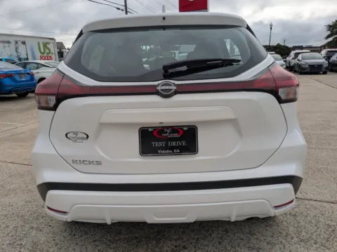 More photos of 2025 Nissan Kicks Play S at Woody Folsom Nissan of Vidalia, GA