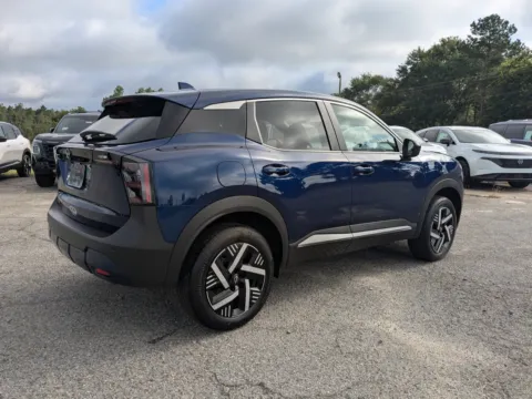 More photos of 2025 Nissan Kicks SV at Woody Folsom Nissan of Vidalia, GA