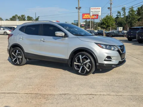 Photos of 2022 Nissan Rogue Sport SL for sale in Vidalia, GA at Woody Folsom Nissan of Vidalia