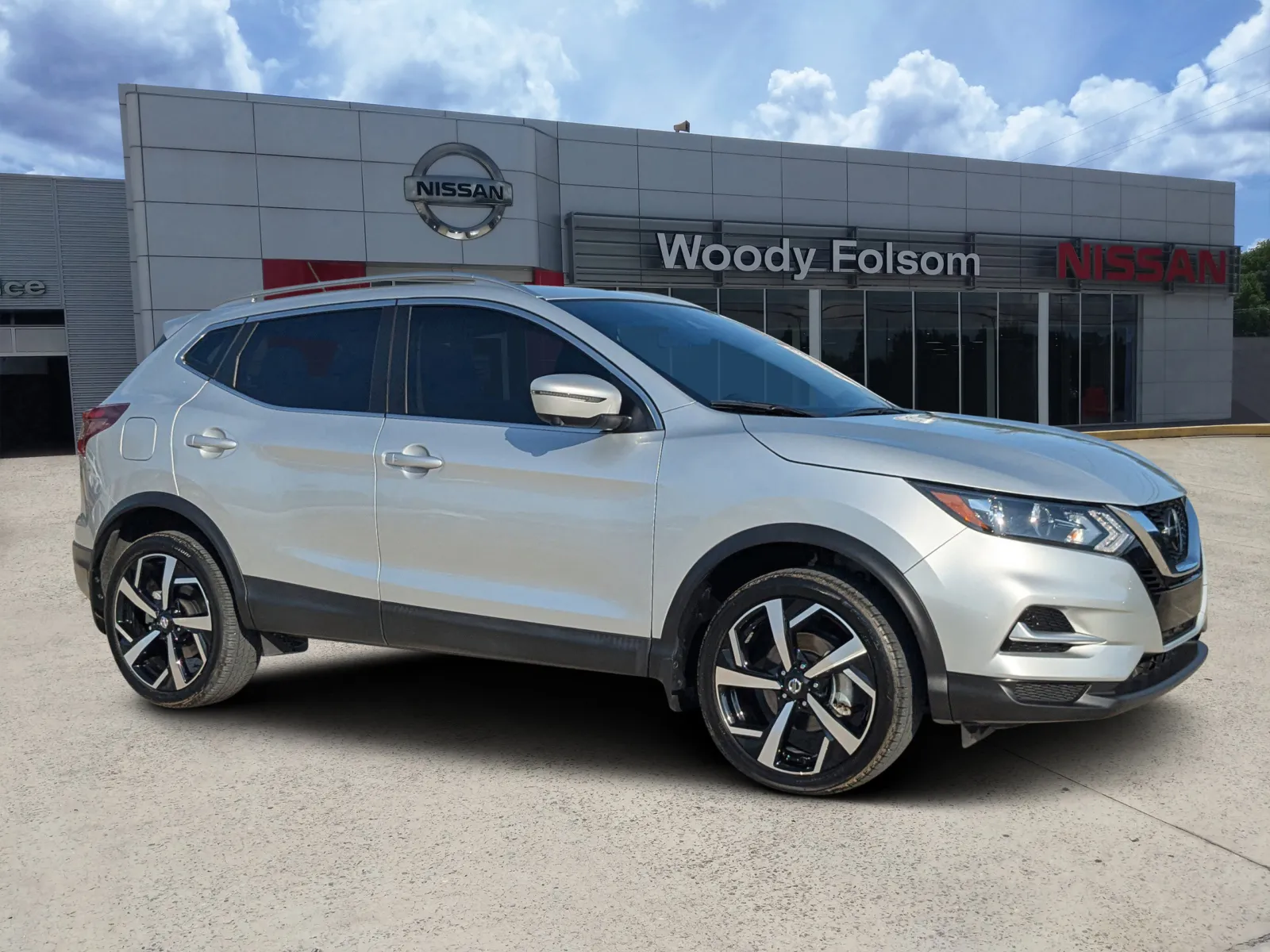 Silver 2022 Nissan Rogue Sport SL for sale in Vidalia, GA