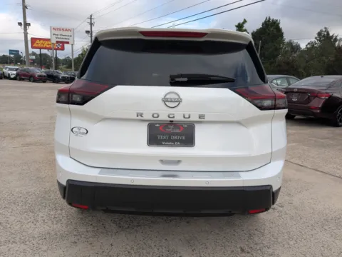 More photos of 2026 Nissan Rogue SV at Woody Folsom Nissan of Vidalia, GA