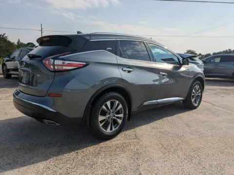 More photos of 2016 Nissan Murano SL at Woody Folsom Nissan of Vidalia, GA
