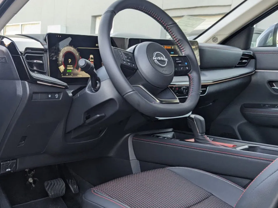 2025 Nissan Kicks SR - Photo 19