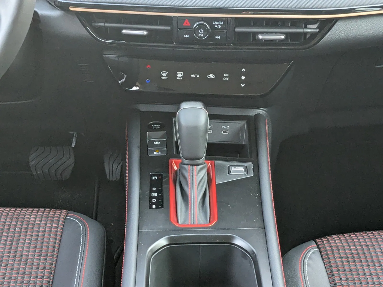 2025 Nissan Kicks SR - Photo 18