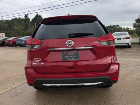 More photos of 2017 Nissan Rogue S at Woody Folsom Nissan of Vidalia, GA