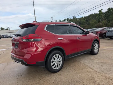 More photos of 2017 Nissan Rogue S at Woody Folsom Nissan of Vidalia, GA