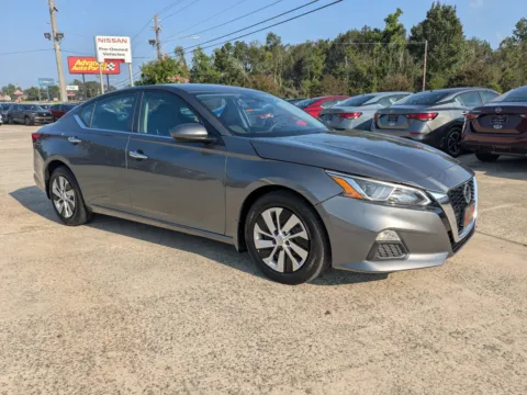 Photos of 2021 Nissan Altima 2.5 S for sale in Vidalia, GA at Woody Folsom Nissan of Vidalia