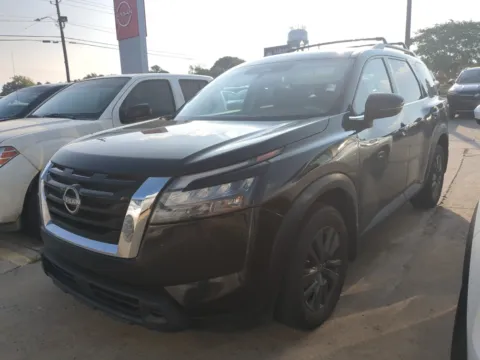 Black 2024 Nissan Pathfinder SV for sale in Vidalia, GA