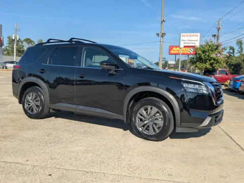 Black 2024 Nissan Pathfinder SV for sale in Vidalia, GA