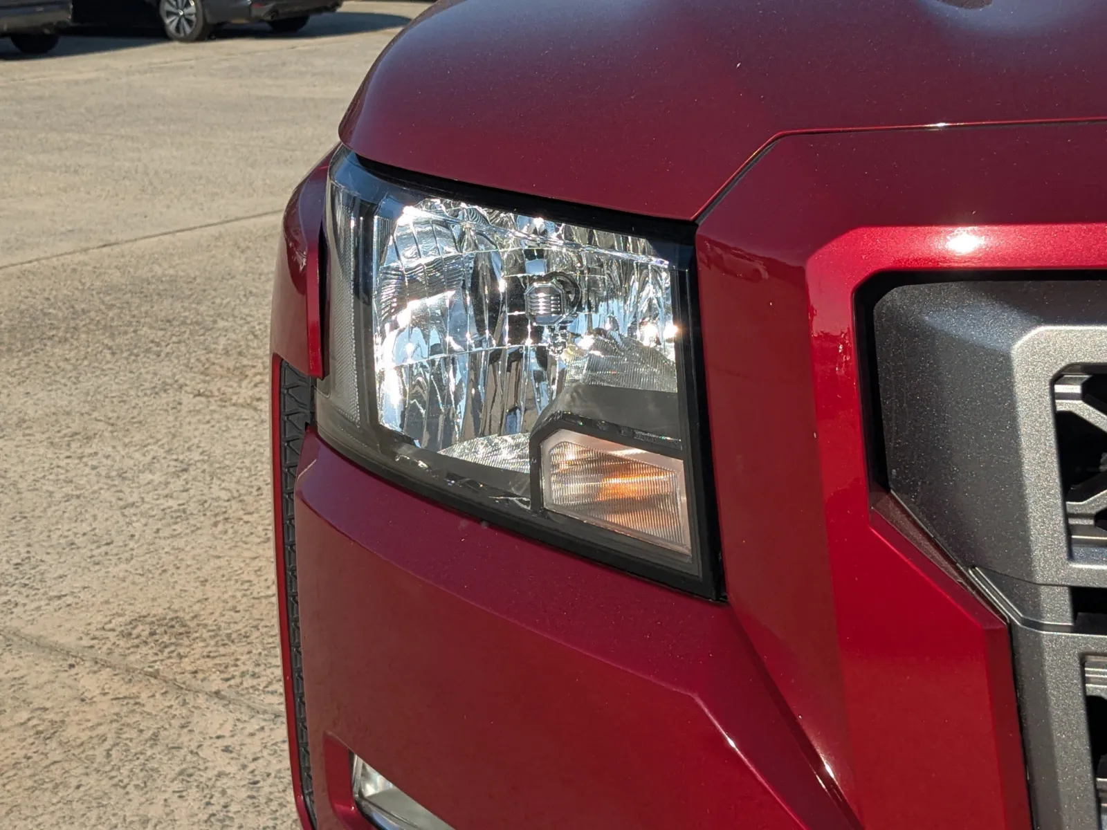 2024 Nissan Frontier SV - Photo 10