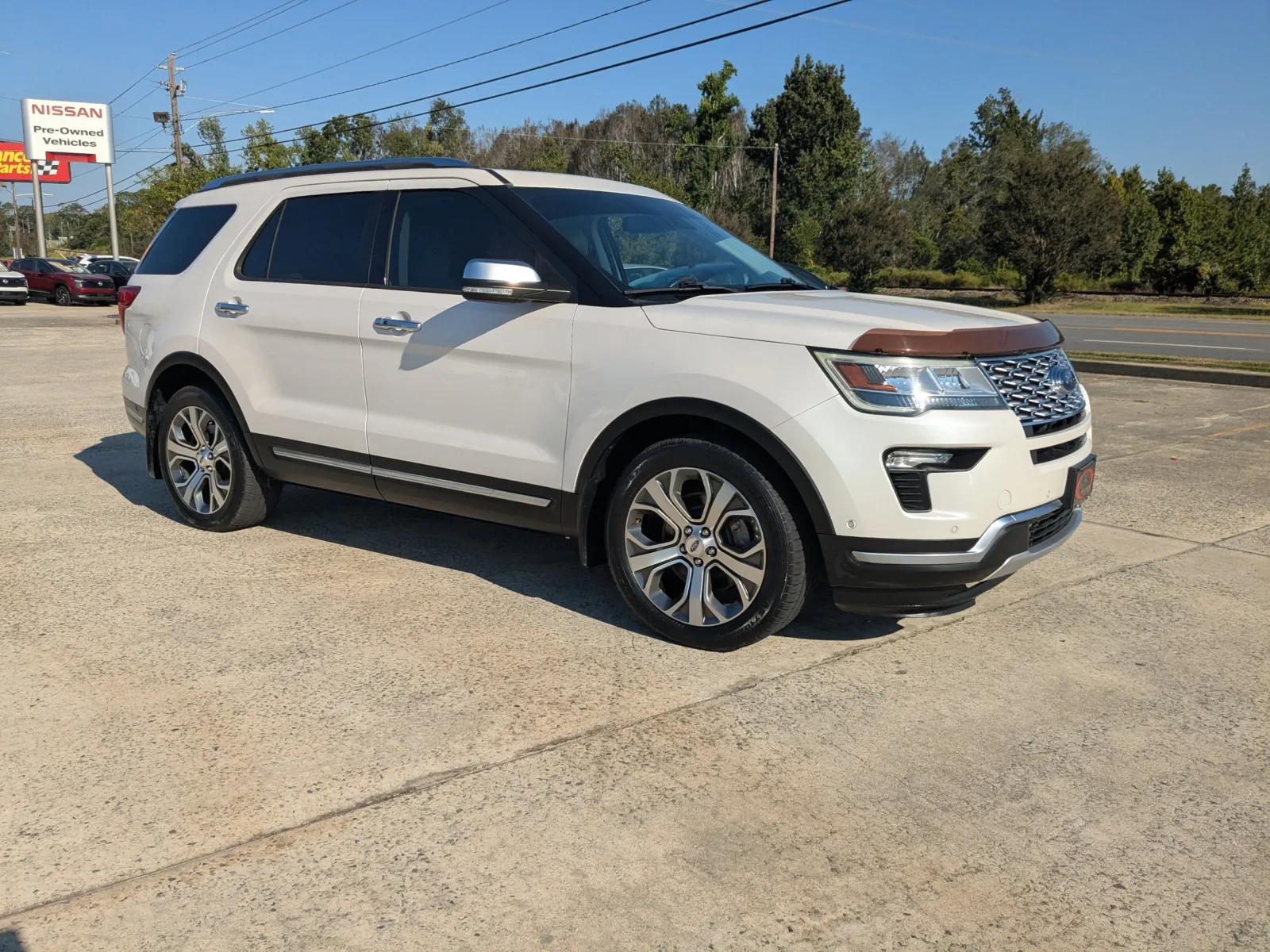 White 2018 Ford Explorer Platinum for sale in Vidalia, GA
