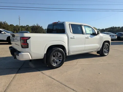 More photos of 2026 Nissan Frontier SV at Woody Folsom Nissan of Vidalia, GA
