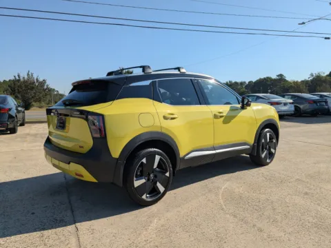 More photos of 2026 Nissan Kicks SR at Woody Folsom Nissan of Vidalia, GA
