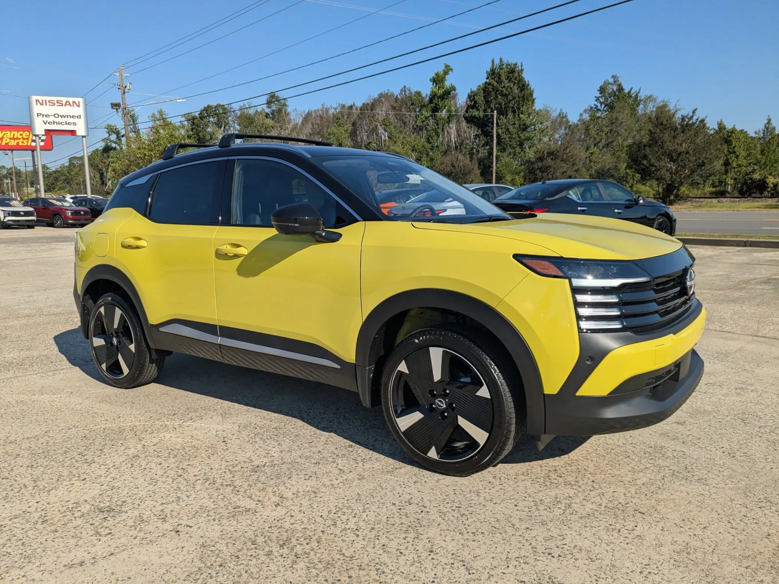 Yellow 2026 Nissan Kicks SR for sale in Vidalia, GA