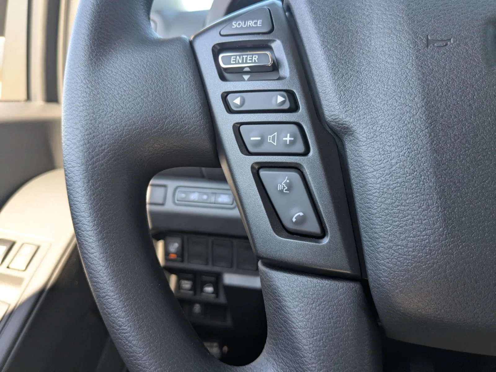 2026 Nissan Frontier S - Photo 25