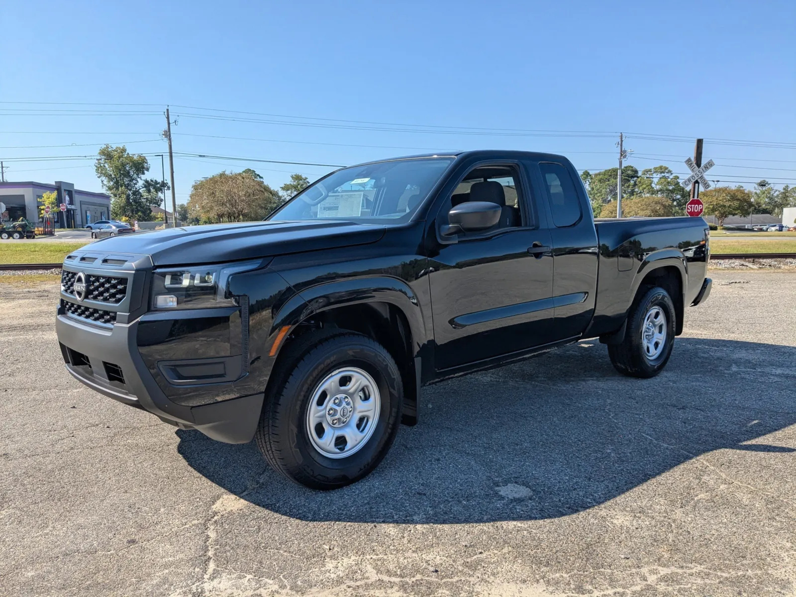 2026 Nissan Frontier S - Photo 8