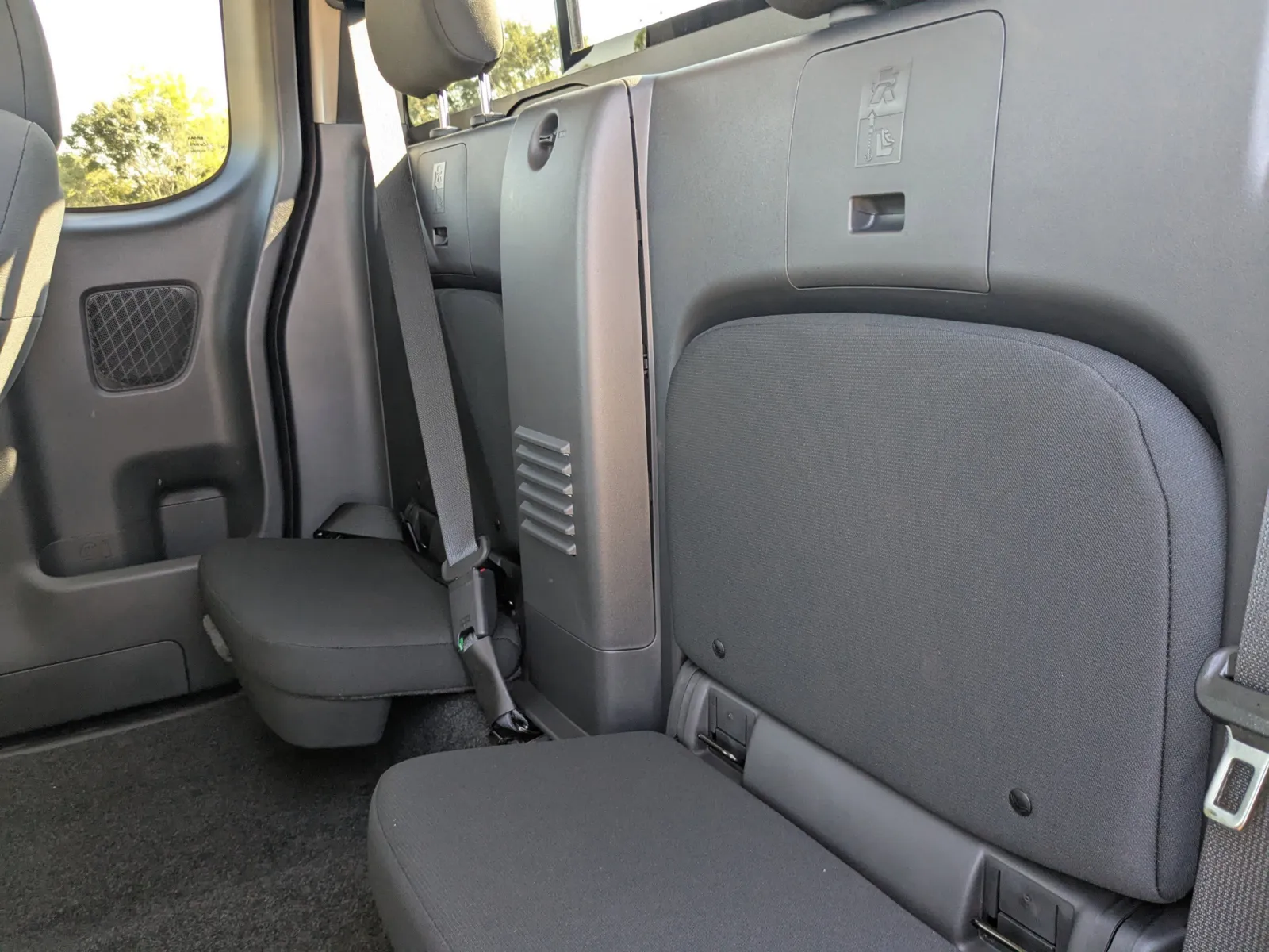 2026 Nissan Frontier S - Photo 14