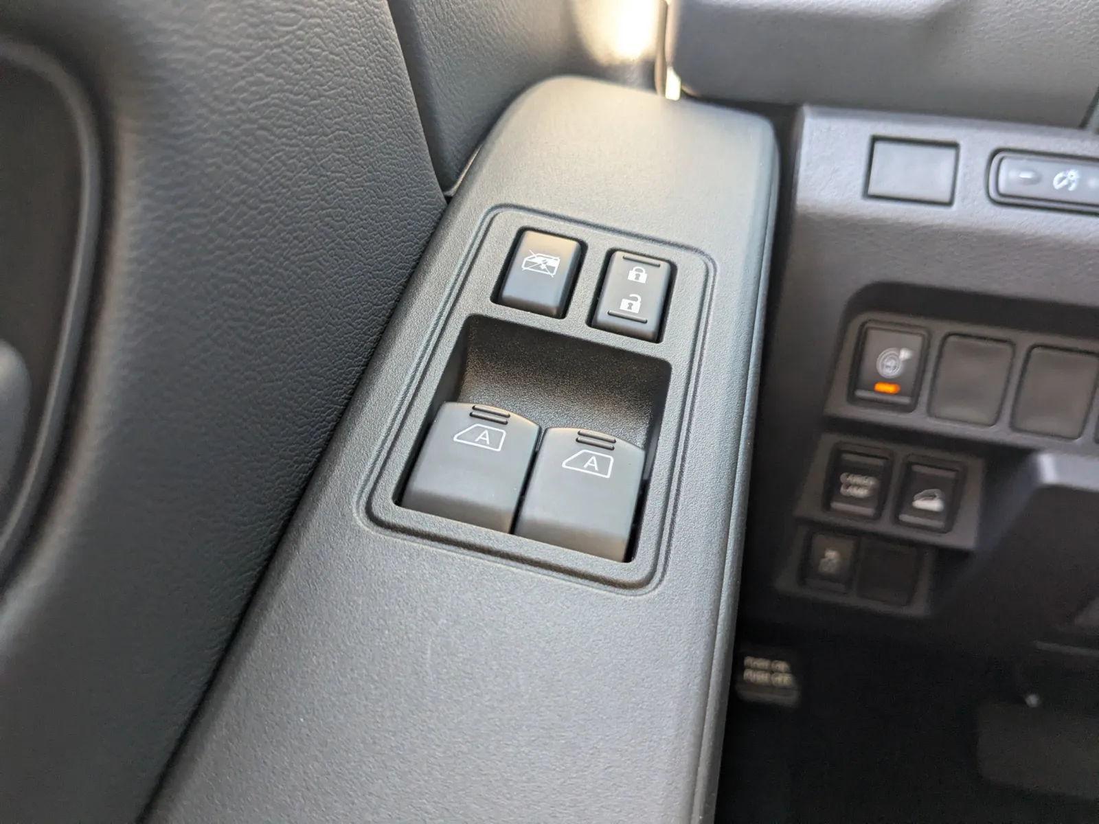 2026 Nissan Frontier S - Photo 24