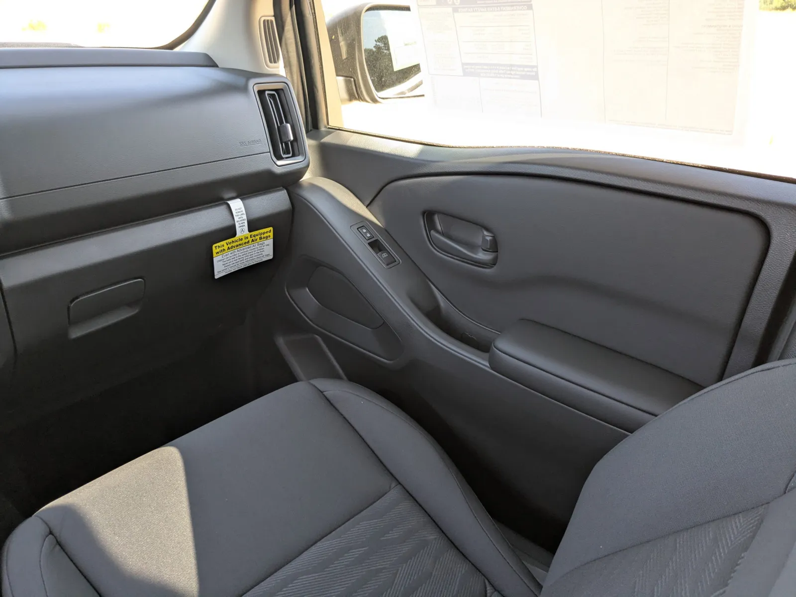 2026 Nissan Frontier S - Photo 17