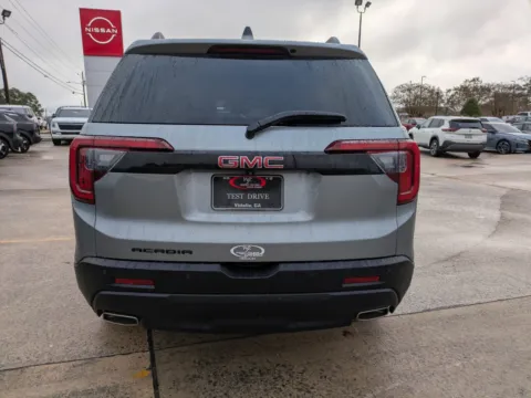 More photos of 2023 GMC Acadia SLE at Woody Folsom Nissan of Vidalia, GA