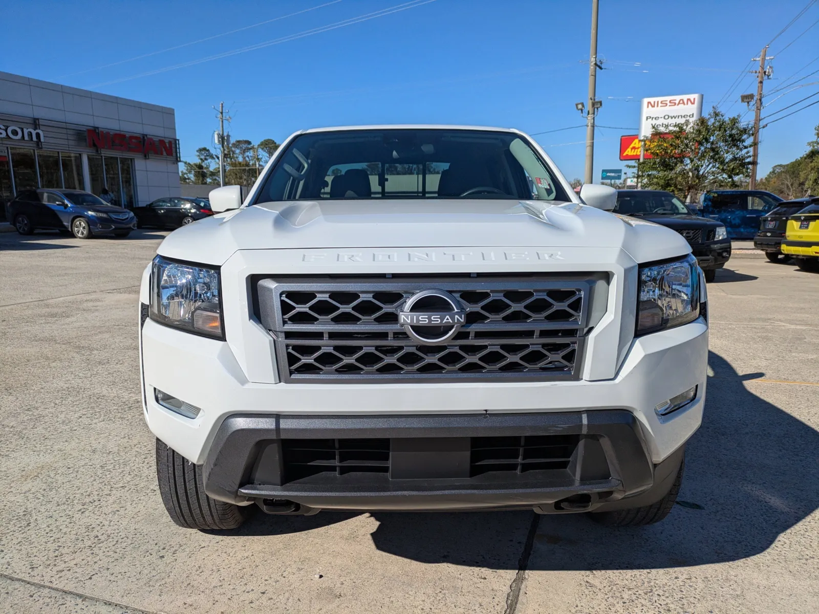 2024 Nissan Frontier SV - Photo 9