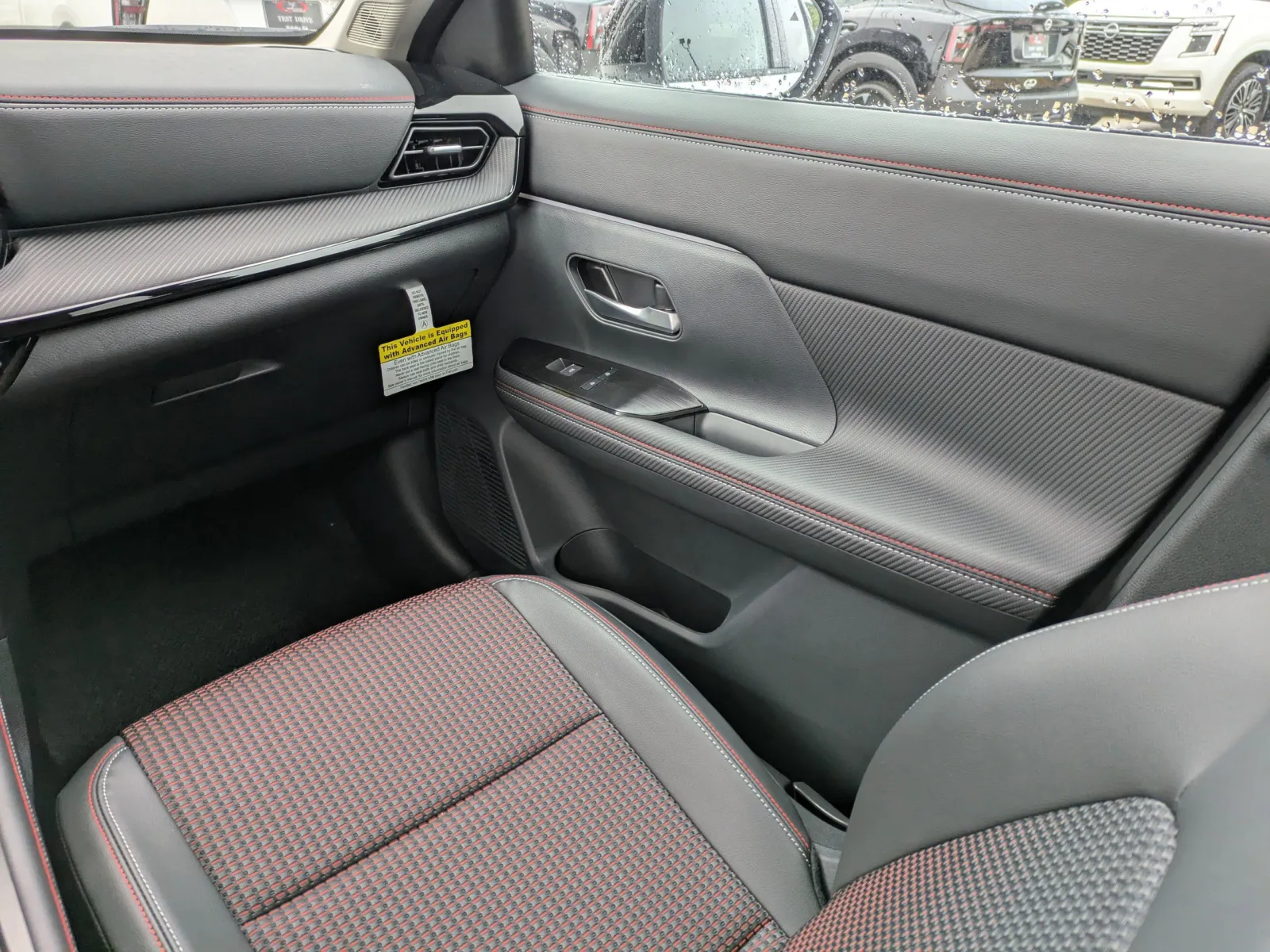 2026 Nissan KICKS SR - Photo 17
