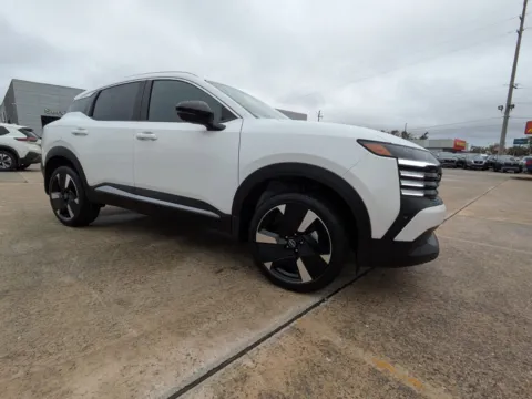 Photos of 2026 Nissan Kicks SR for sale in Vidalia, GA at Woody Folsom Nissan of Vidalia